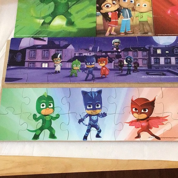 COPY - PJ Masks 7 puzzle set , sturdy pieces, wood box, complete, 1 piece w dam… - Picture 3 of 16